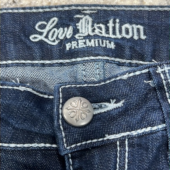 Love Nation Premium Jean, Bootcut, Bling Flap Pockets, Size 6 - Picture 8 of 10